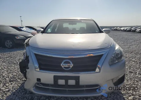 2015 Nissan Altima 2.5 from USA, damaged, VIN 1N4AL3AP9FC594139